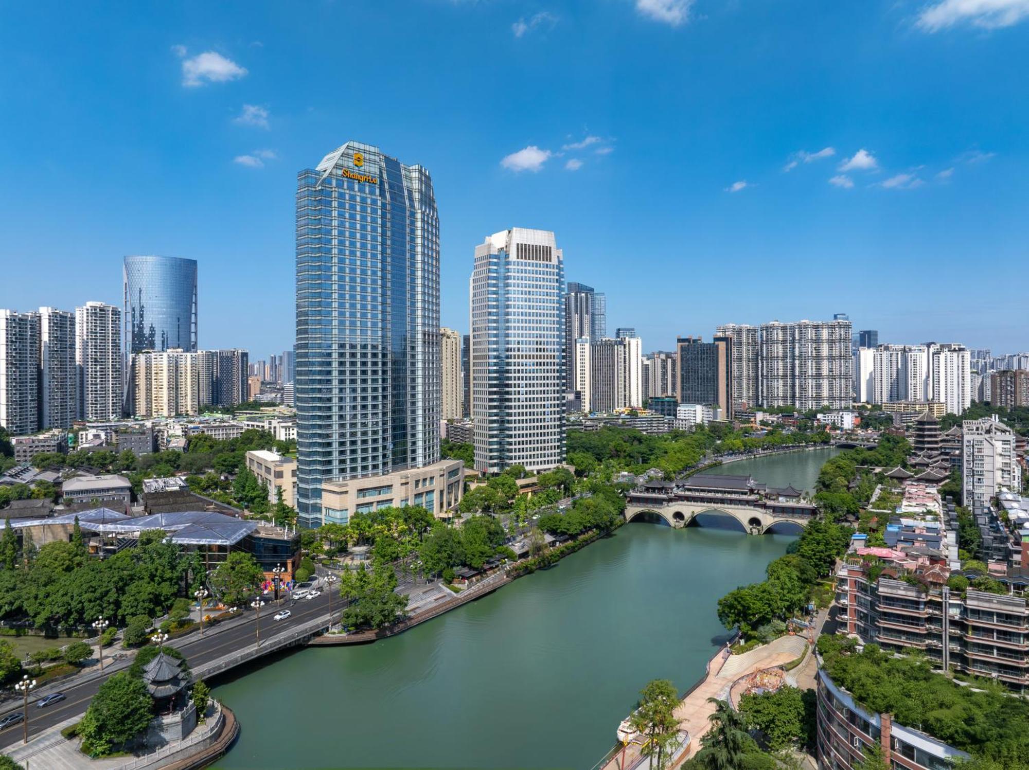 Shangri-La Chengdu Exterior photo